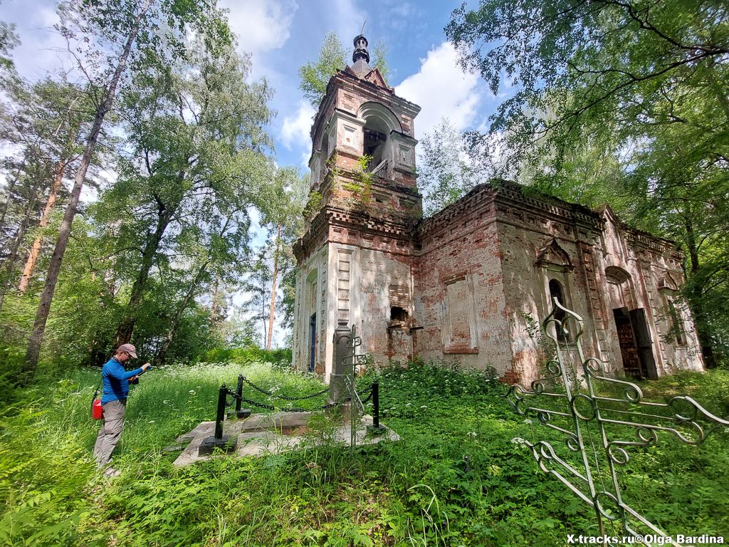 Церковь Воскресения Христова в урочище Градолюбля (Городолюбля)